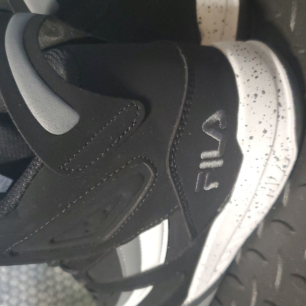 Fila  Mid-Top Sneakers - Picture 5 of 8